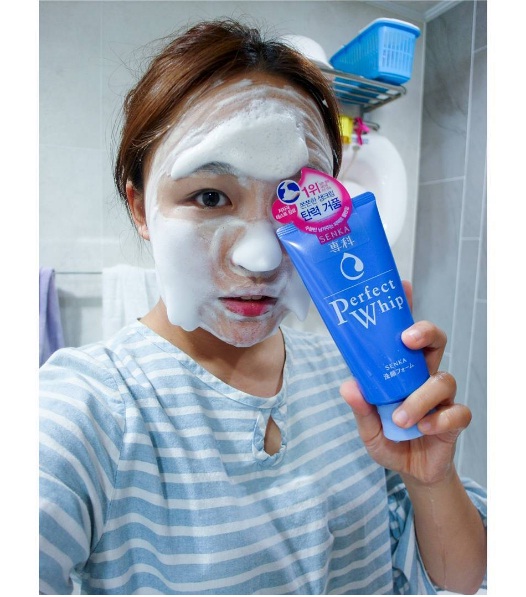 review-sua-rua-mat-shiseido-perfect-whip