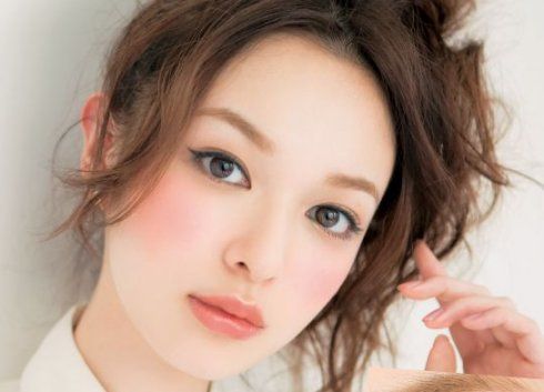 8 bước trang điểm cơ bản cho phái đẹp thêm rạng rỡ