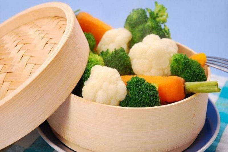 Bạn có thể giảm cân bằng các món hấp.