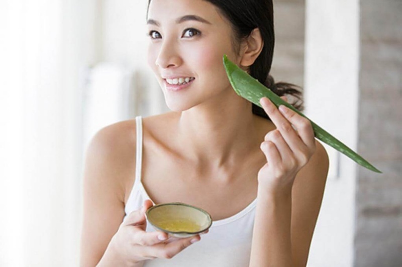 Cách trị sạm da mặt bằng nha đam