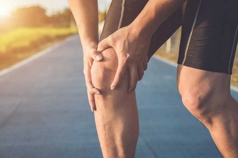 Có nhiều nguyên nhân khác nhau dẫn đến viêm khớp gối