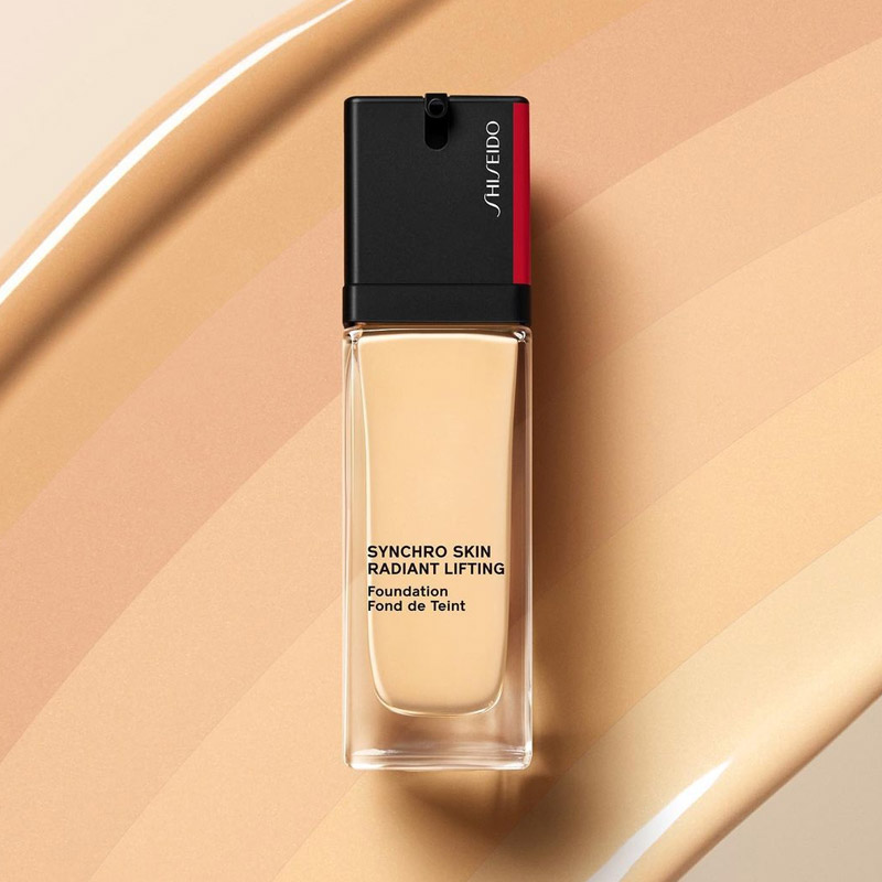 Phấn nền dạng lỏng Shiseido Synchro Skin Radiant Lifting Foundation SPF30 PA++++ 30ml