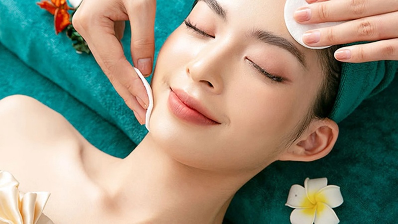 Massage vùng trán