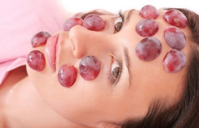 Quả nho làm mặt nạ với công dụng làm chậm lão hoá da