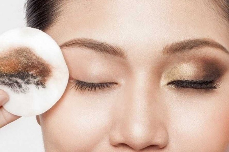 Mặt sẽ bị lên mụn