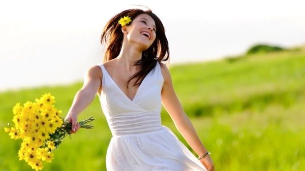 Hãy sống vui vẻ và lạc quan.