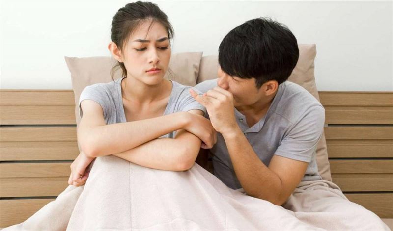 Giảm ham muốn là một trong những dấu hiệu liên quan đến yếu sinh lý