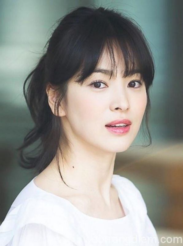mẫu tóc tuổi 40
