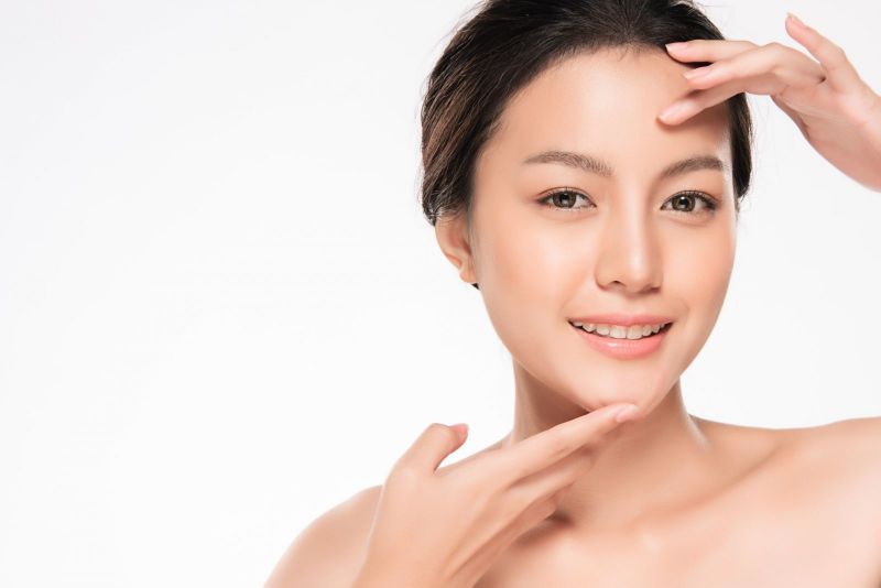 Collagen là dòng thực phẩm chức năng được các chị em ưa chuộng, giúp tái tạo chống lão hóa cho da