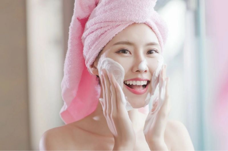 Các bước skincare buổi sáng