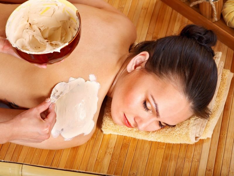 Ủ bộ làm trắng da giúp da mềm mại, an toàn