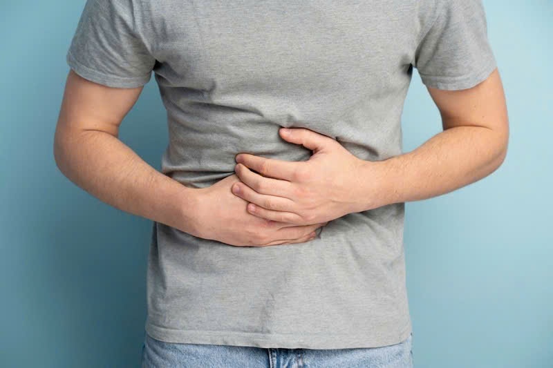bị Đau nhức ở bên hạ sườn phải