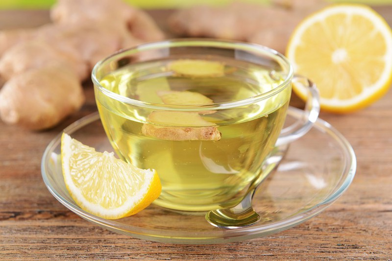 Uống nước chanh ấm hàng ngày giúp giải độc gan và thanh lọc cơ thể