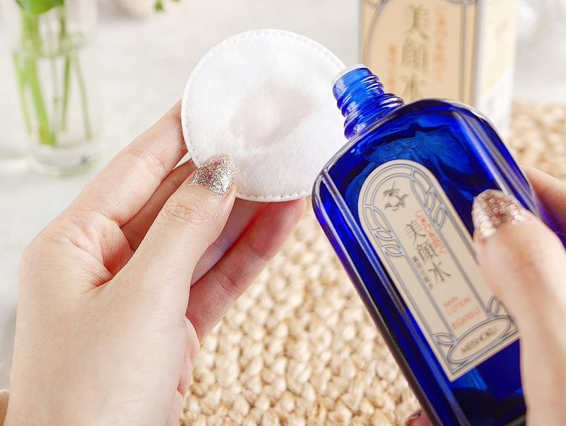 Nước hoa hồng trị mụn Meishoku Bigansui Medicated Skin Lotion