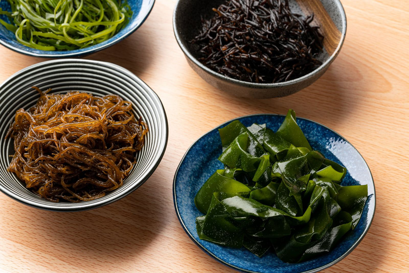 Người có tiền sử mẫn cảm với tảo biển nên hạn chế dùng loại thực phẩm này