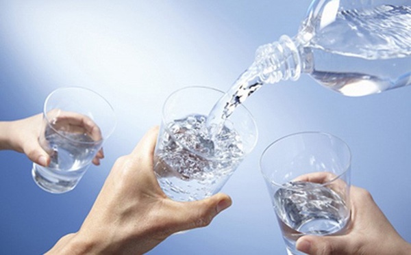 Nước lọc giúp giảm nguy cơ mắc bệnh thận
