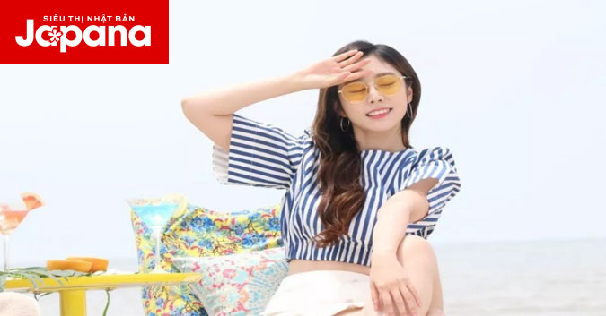 Vì sao nên thoa kem chống nắng trước khi trang điểm?