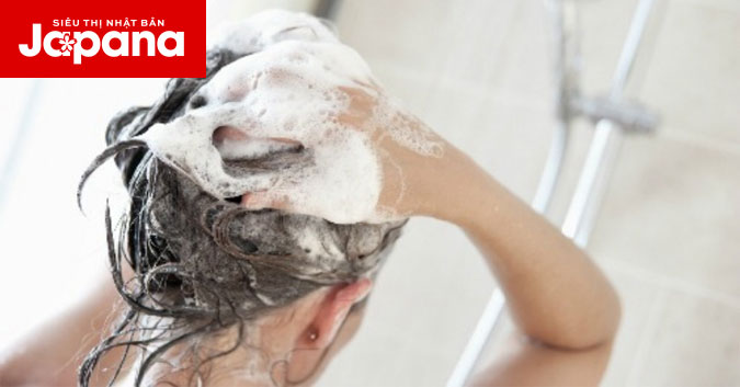 7 lỗi thường mắc khi gội đầu gây hại cho tóc bạn cần bỏ ngay lập tức