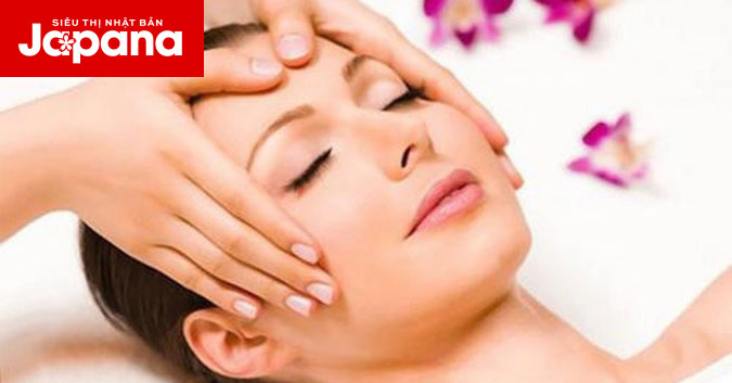 Massage da mặt thường xuyên giúp trẻ hóa da hiệu quả