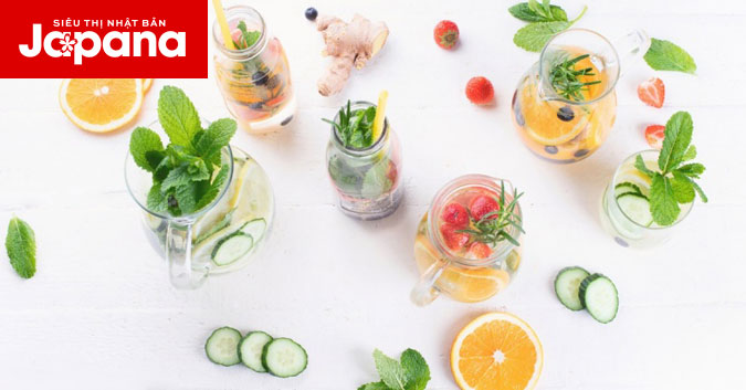 Bật mí 5 loại nước detox cho chị em văn phòng