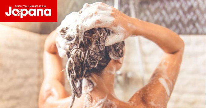 Chia sẻ 8 bí quyết gội đầu giúp tóc thêm suôn mượt óng ả
