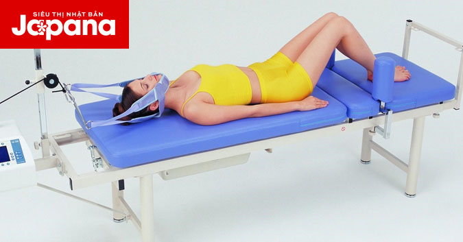 Dùng đai lưng, máy kéo giãn cột sống cổ, lưng để giảm các bệnh lý xương khớp có hiệu quả hay không?