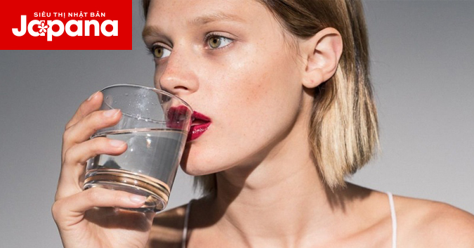 [VẠCH TRẦN] Tác dụng của nước uống collagen có thực sự tốt?