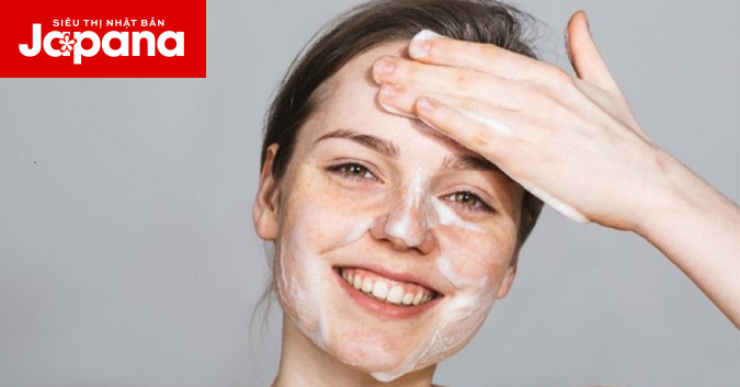 Phương pháp chăm sóc da đơn giản nhất - rửa mặt