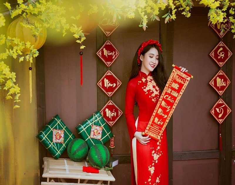 Tết 2022 mặc gì cho may mắn cả năm?