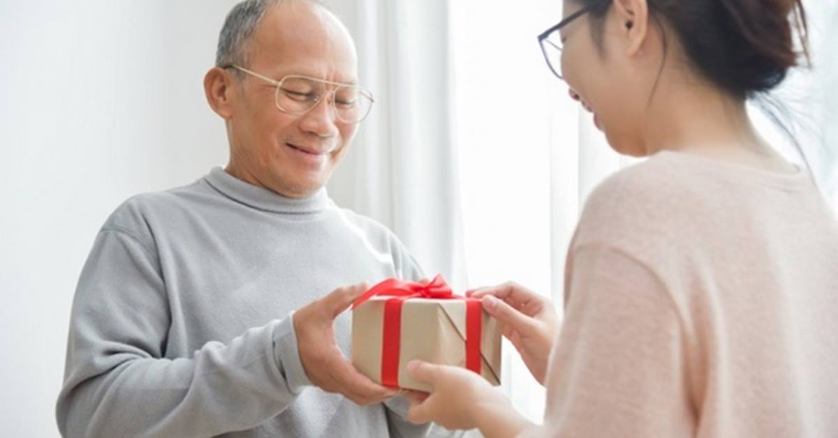Ngày của Cha nên tặng gì: Những ý tưởng quà tặng cho Ngày của Cha không thể bỏ qua