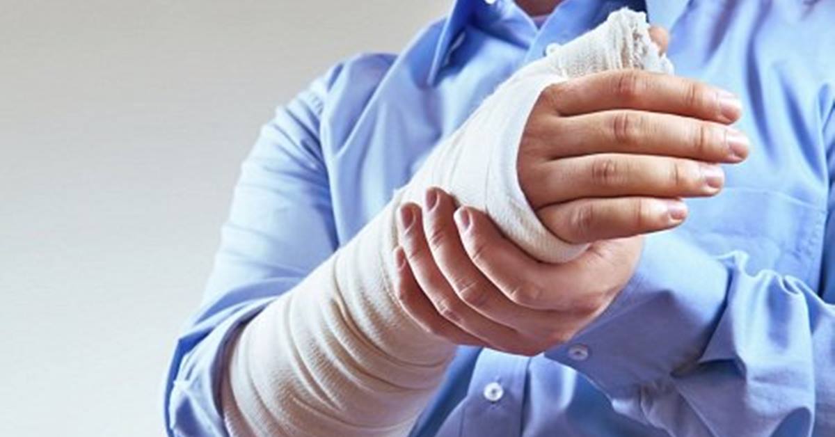Bị gãy xương ăn nếp được không?