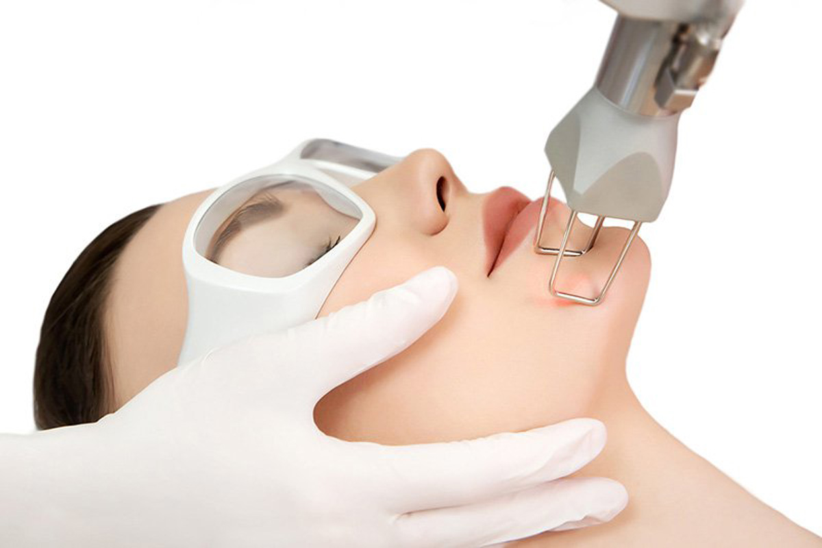 Da bị tăng sắc tố phải làm sao? Cách cải thiện da sáng hồng rạng rỡ