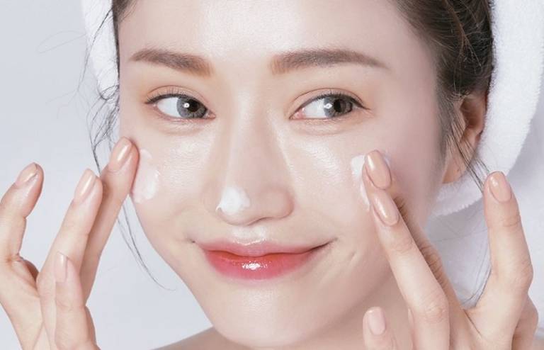 Top Serum trắng da tốt nhất hiện nay của Nhật Bản