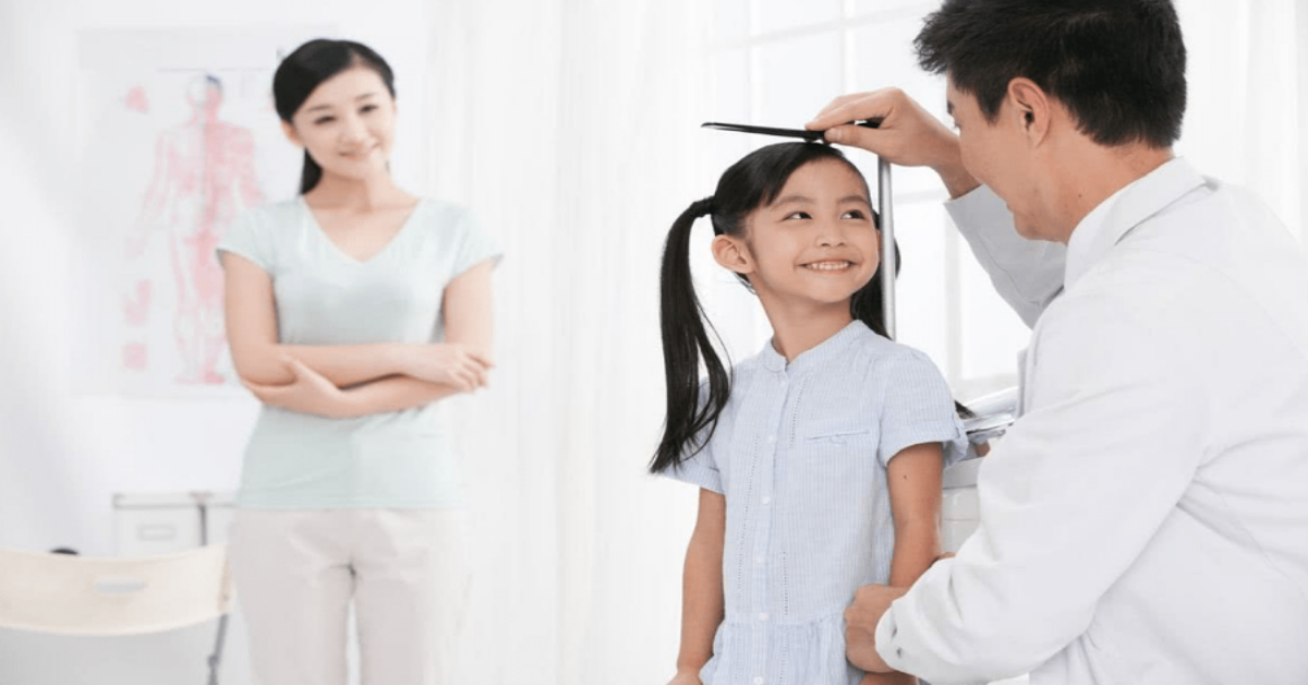 Con gái phát triển chiều cao đến bao nhiêu tuổi thì dừng?