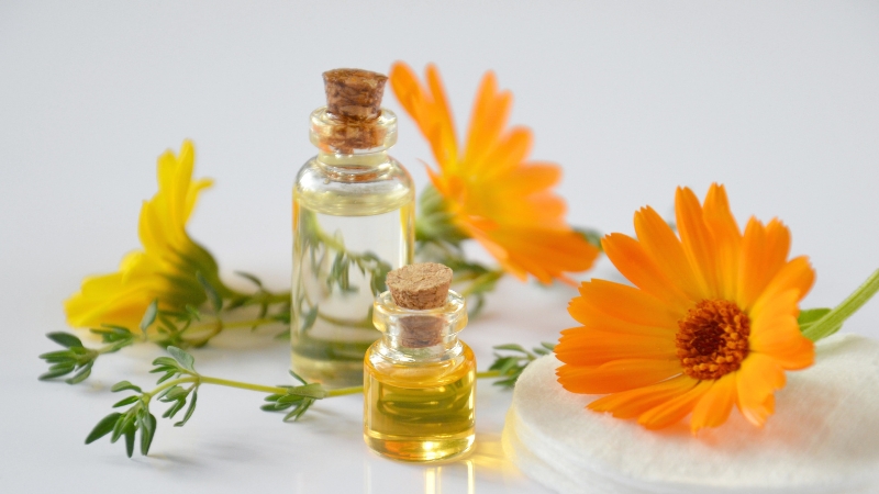 Có nên uống tinh dầu hoa anh thảo thường xuyên không?