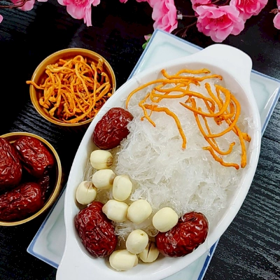 Yến Đông Trùng Hạ Thảo Có Tác Dụng Gì Với Sức Khỏe?